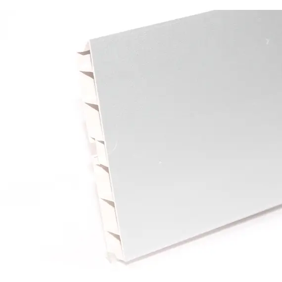 Цоколь ПВХ, алюминий, с уплотнителем 4000х95мм арт.B7388